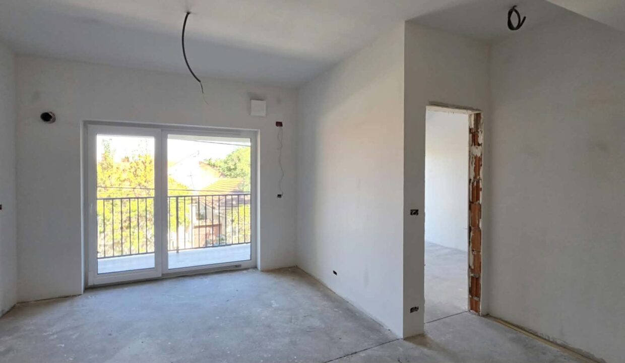 AP1544-Ap 2 cam de vanzare Eas Residence central Str Cuza Voda bloc-31