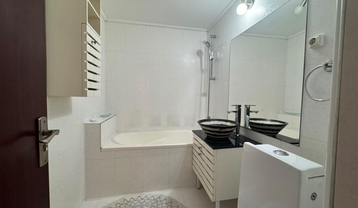AP1548-Geta-Apartament 3 cam. de inchiriat – str. Sf. Apostol Andrei-33