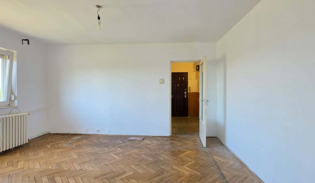 AP1549-Ap 2 cam de vanzare str Stefan cel mare nr 4-05