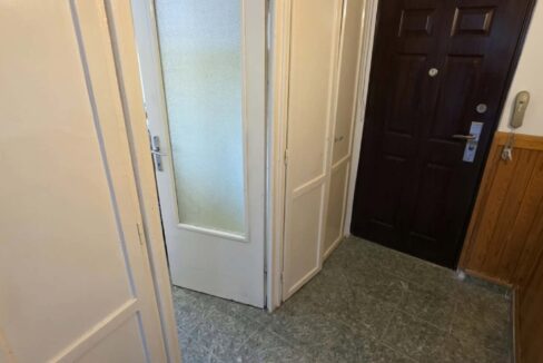 AP1549-Ap 2 cam de vanzare str Stefan cel mare nr 4-17