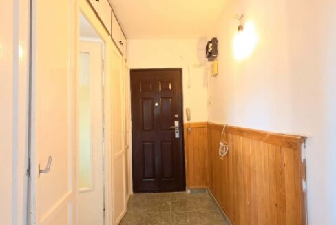 AP1549-Ap 2 cam de vanzare str Stefan cel mare nr 4-18