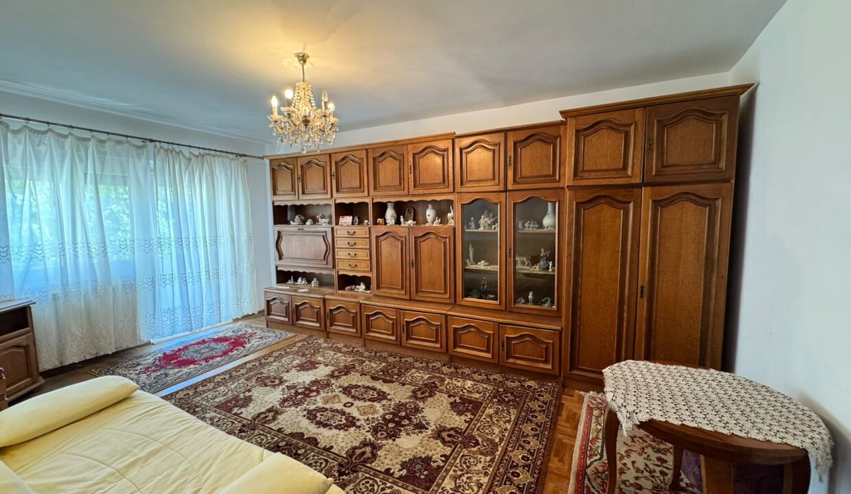 AP1550-Geta-Apartament 3 cam. de inchiriat – str. Vasile Conta 1
