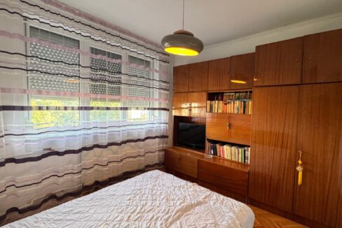 AP1560-Geta-Apartament 4 cam. de închiriat – str. Blv. Dacia 19