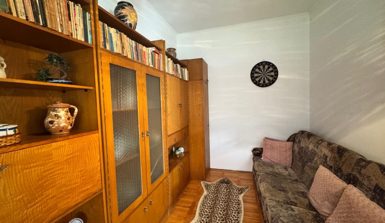 AP1560-Geta-Apartament 4 cam. de închiriat – str. Blv. Dacia 9