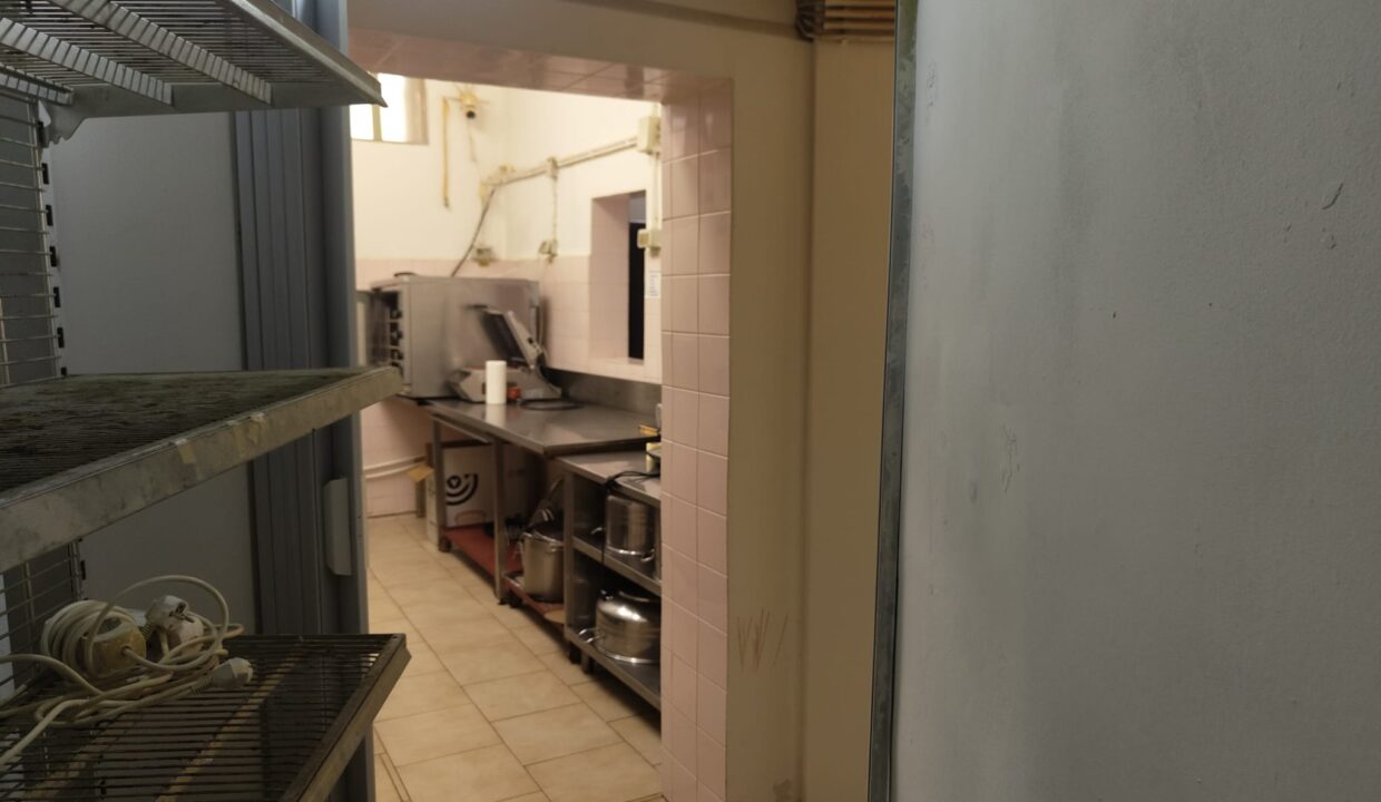 SC0141-Spatiu comercial de vanzare, str. Samuel Micu Klein-10 (2)