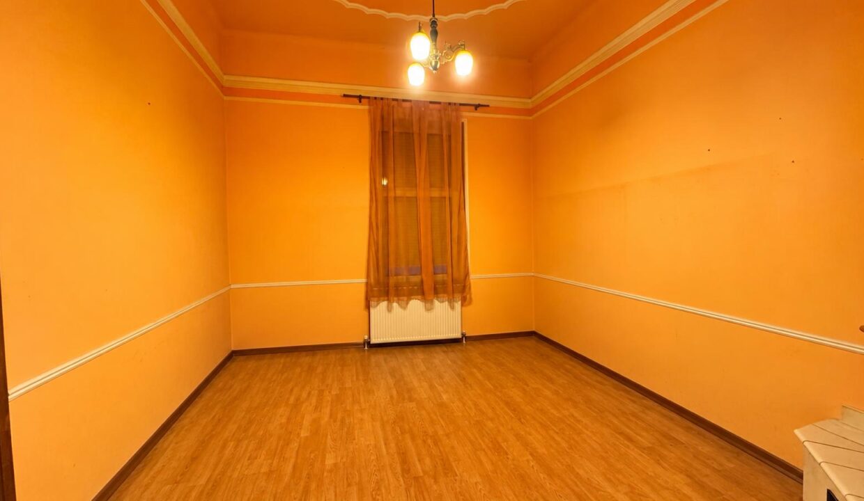 AP1562-Geta-Apartament 3 cam. de vanzare – str. M. Eminescu 2