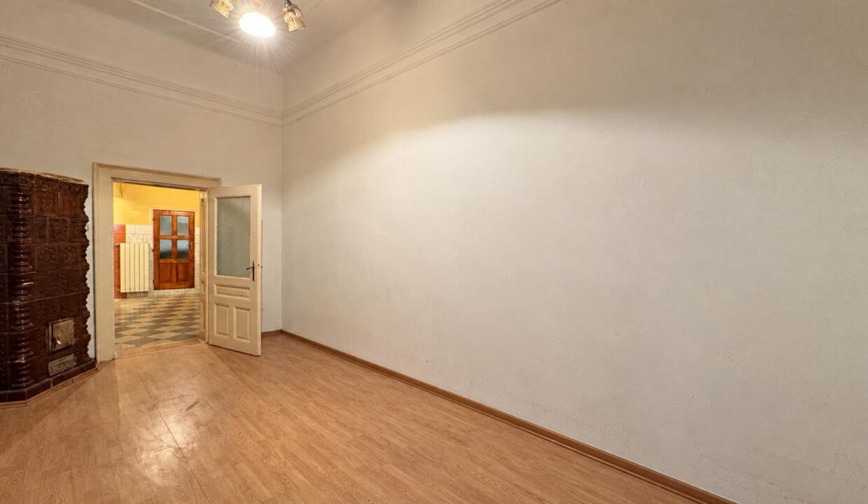 AP1562-Geta-Apartament 3 cam. de vanzare – str. M. Eminescu 20
