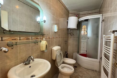 AP1562-Geta-Apartament 3 cam. de vanzare – str. M. Eminescu 23