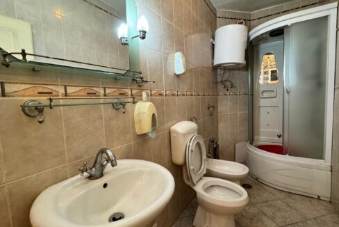 AP1562-Geta-Apartament 3 cam. de vanzare – str. M. Eminescu 24