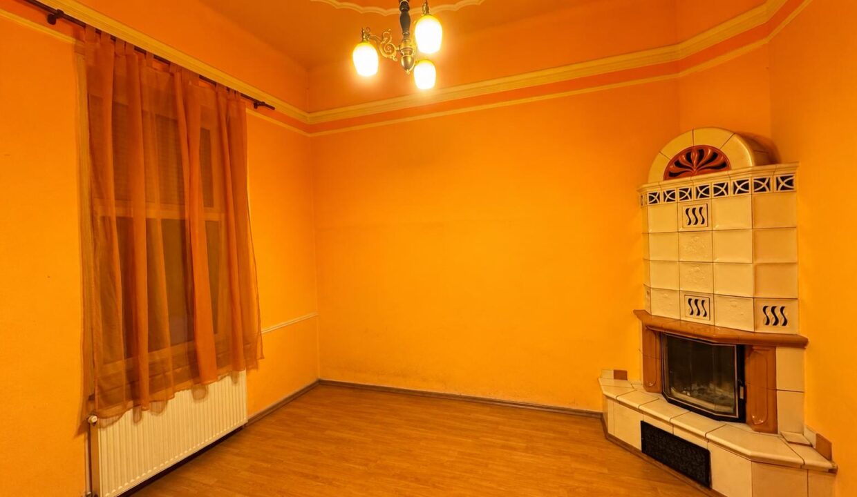 AP1562-Geta-Apartament 3 cam. de vanzare – str. M. Eminescu 7