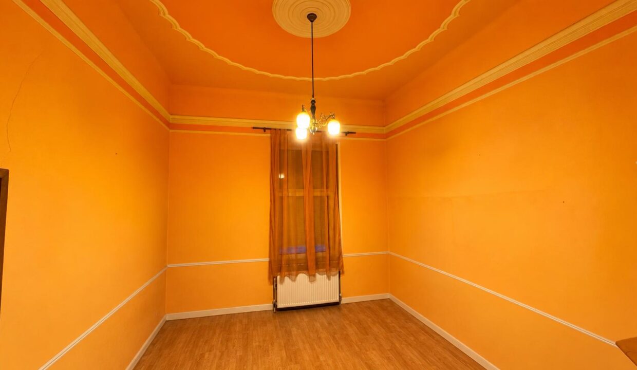 AP1562-Geta-Apartament 3 cam. de vanzare – str. M. Eminescu 8