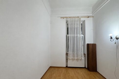 AP1562-Geta-Apartament 3 cam. de vanzare – str. M. Eminescu 9