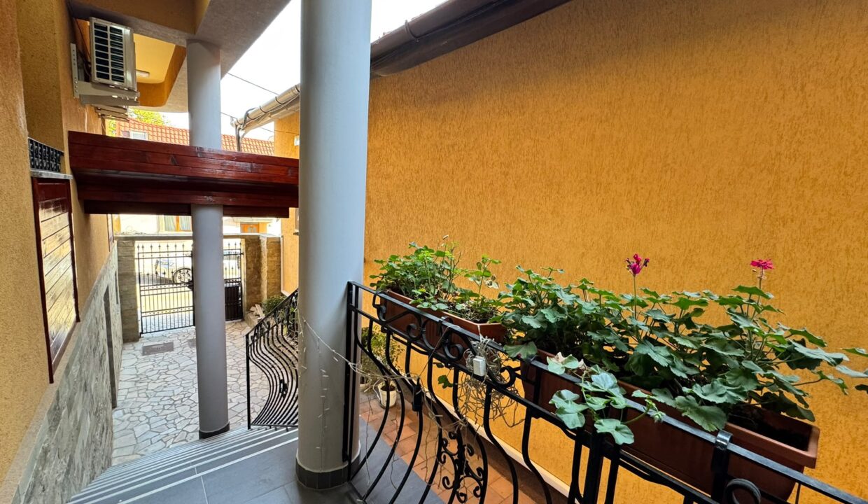 AP1563-Geta-Apartament 2 cam. de inchiriat – str. Colinelor 24