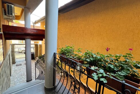 AP1563-Geta-Apartament 2 cam. de inchiriat – str. Colinelor 24