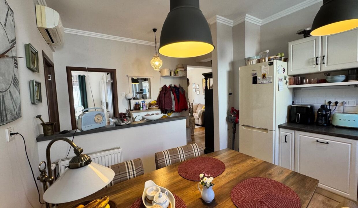 AP1565-Geta-Apartament 3 cam. de vanzare – str. Olteniei 12