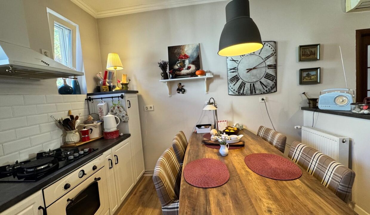 AP1565-Geta-Apartament 3 cam. de vanzare – str. Olteniei 17