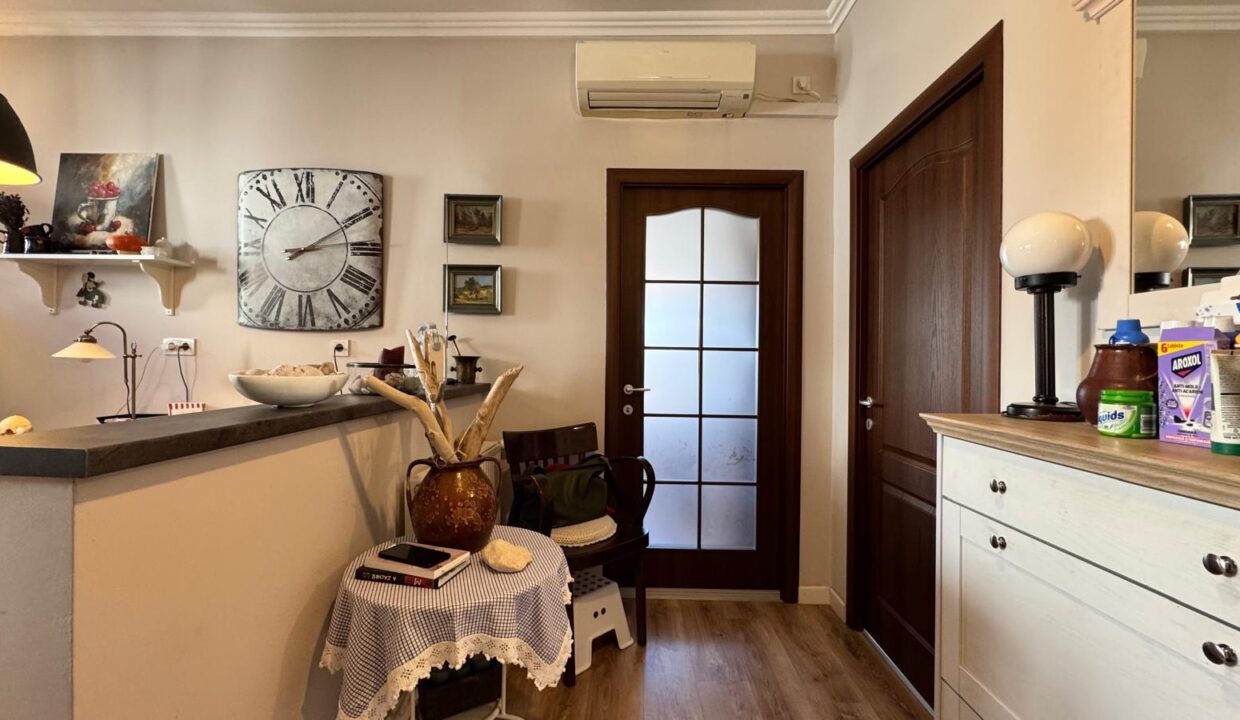 AP1565-Geta-Apartament 3 cam. de vanzare – str. Olteniei 43