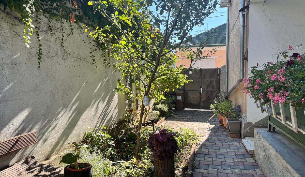 AP1565-Geta-Apartament 3 cam. de vanzare – str. Olteniei 45