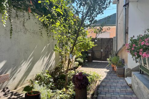 AP1565-Geta-Apartament 3 cam. de vanzare – str. Olteniei 45