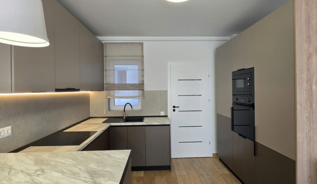AP1569-AP. 2 CAMERE DE INCHIRIAT-16